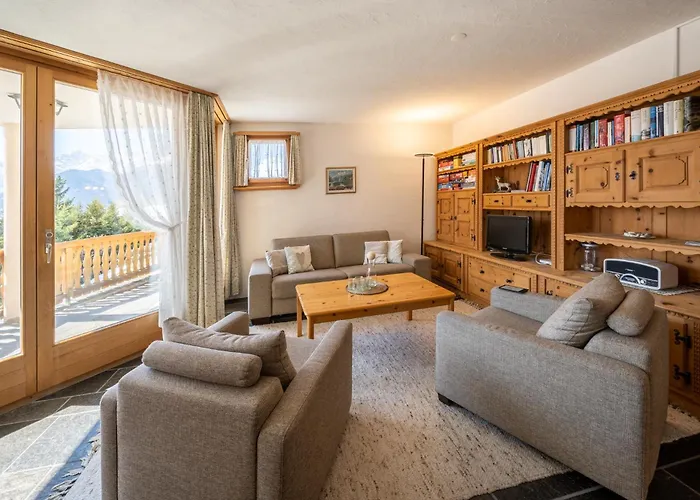 شقة Chasa Munt Plan سكول